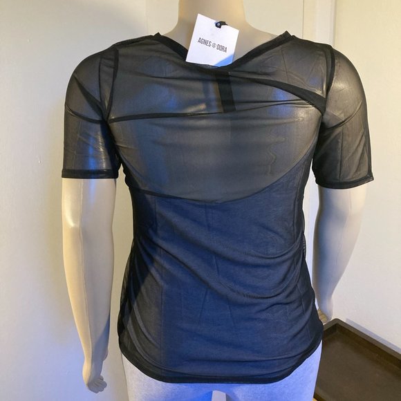 New NEVER Worn Fitted Tee- Black Mesh - Picture 3 of 6